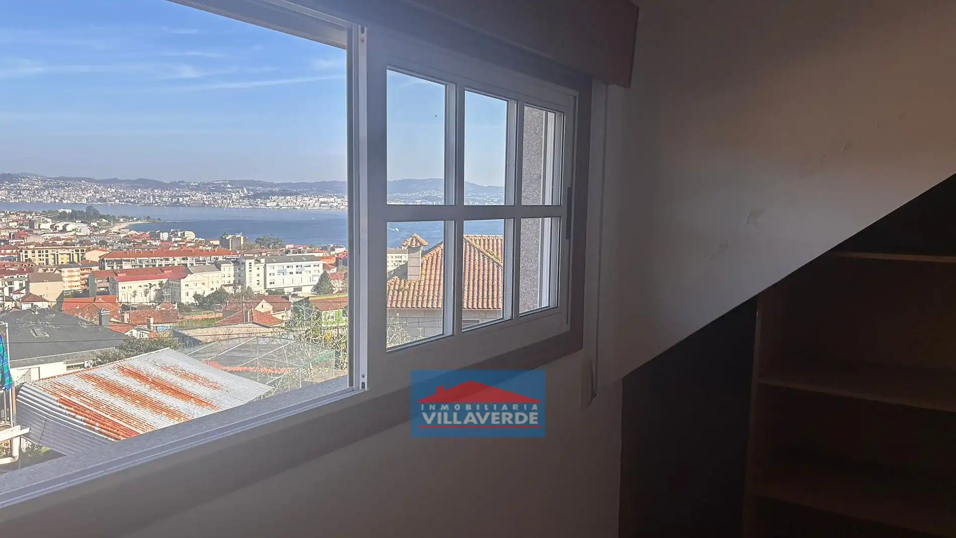 Dormitori de Casa o xalet en venda en Cangas 