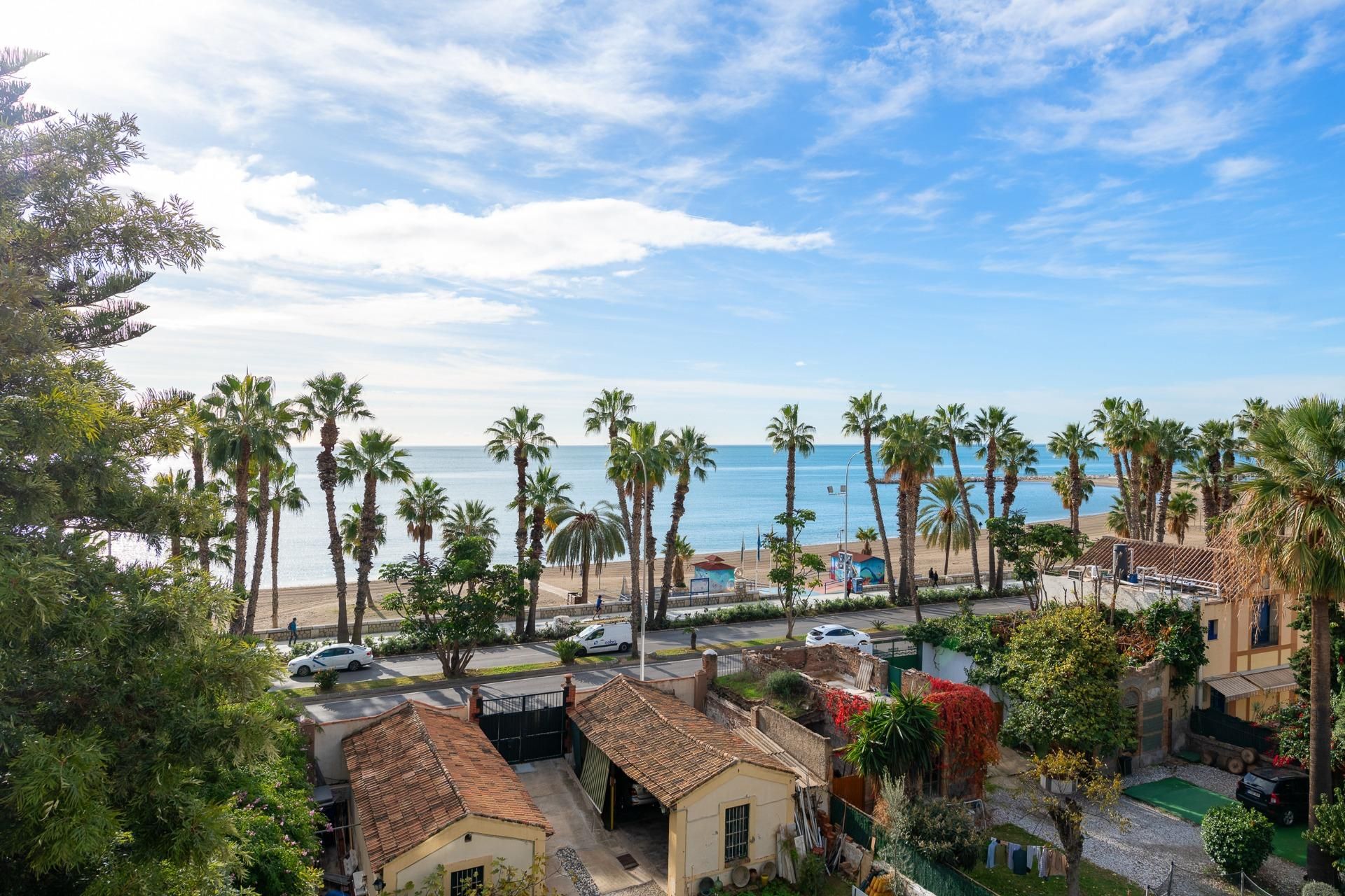 Vista exterior de Ático en venta en Málaga Capital con Aire acondicionado, Calefacción y Terraza