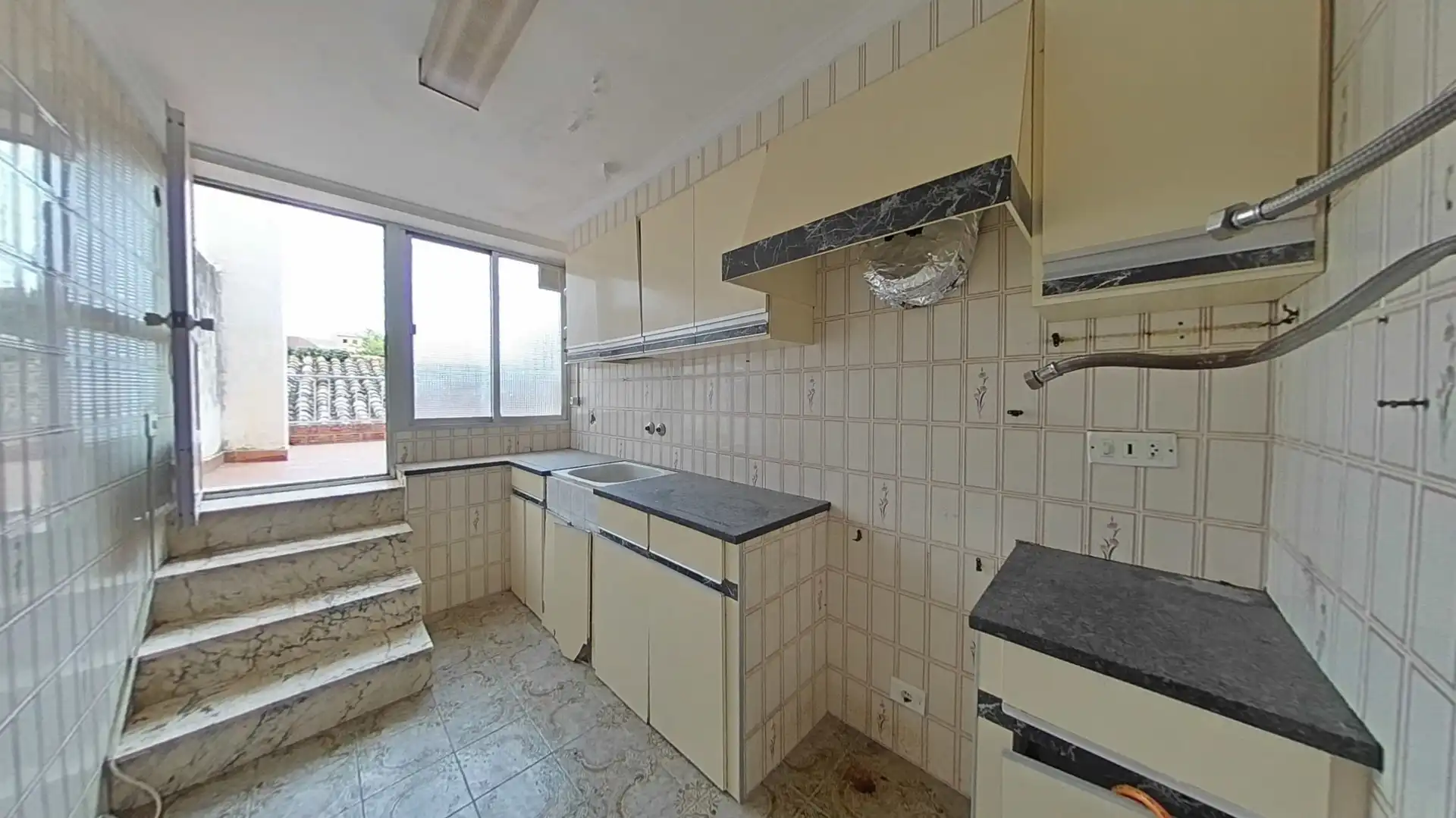 Casa amb jardí en venda a Banyeres de Mariola, imagen 5