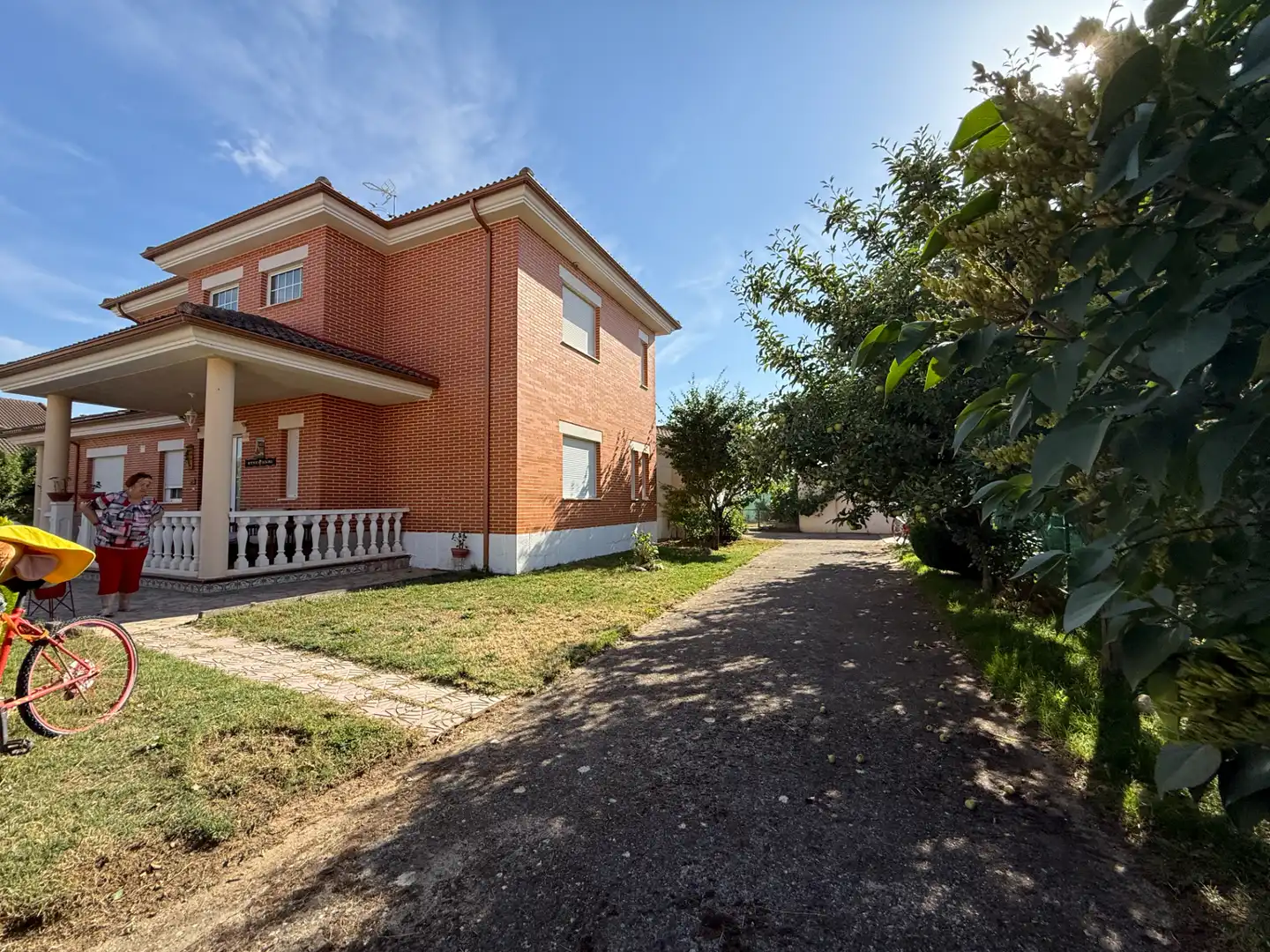 Vista exterior de Casa o chalet en venta en Carrión de los Condes con Aire acondicionado, Calefacción y Jardín privado
