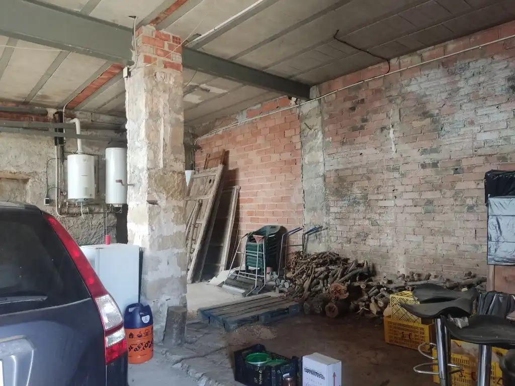 Finca rústica en venta en Valdeltormo con Calefacción, Jardín privado y Terraza