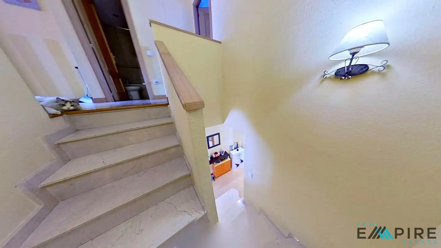 Casa adosada en venda en Valdemoro amb Aire condicionat, Calefacció i Moblat