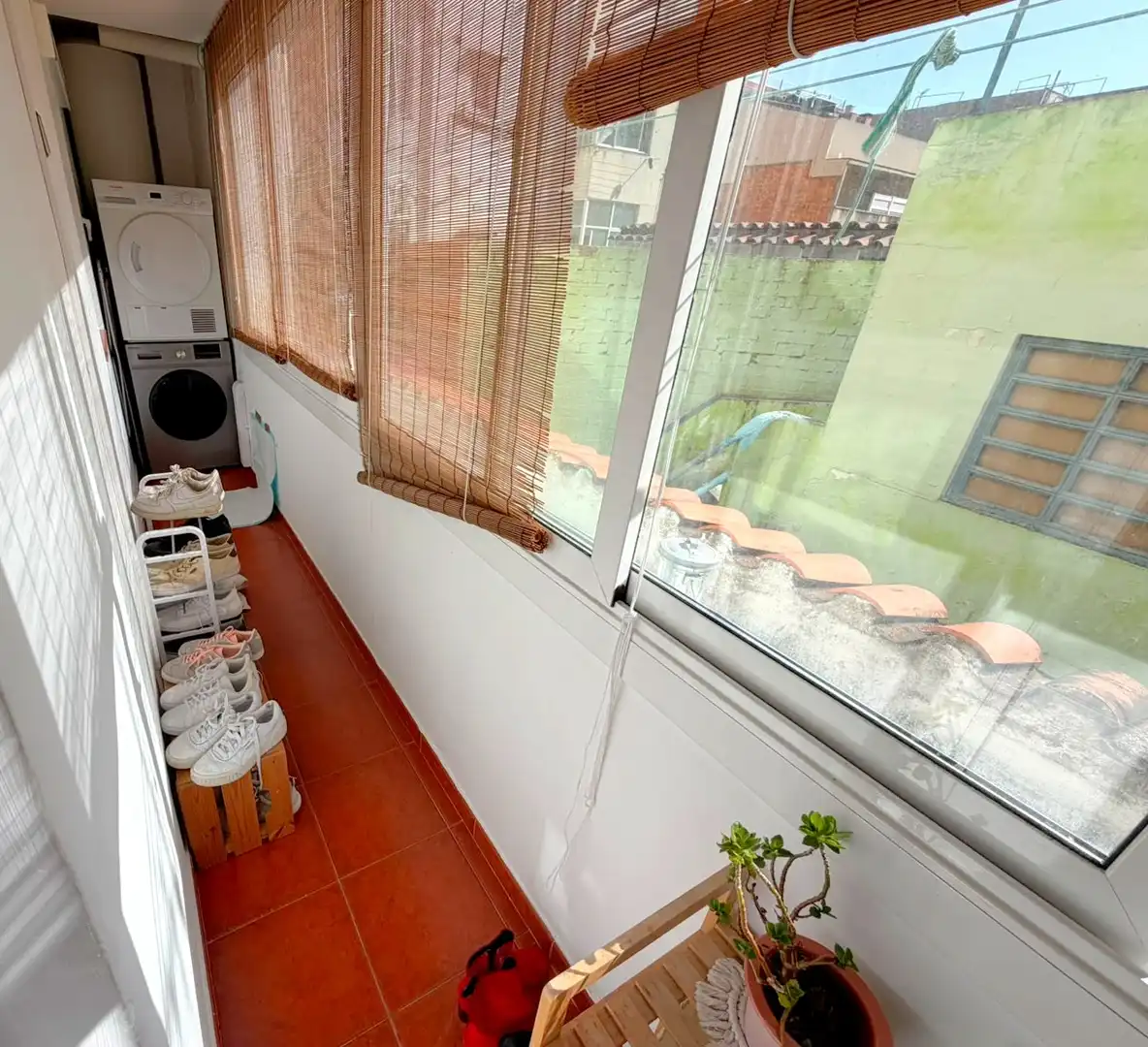 Balcony of Flat for sale in El Prat de Llobregat  with Air Conditioner, Parquet flooring and Oven