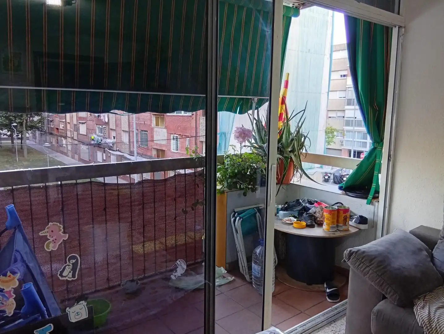 Terraza de Piso en venta en Santa Perpètua de Mogoda con Balcón