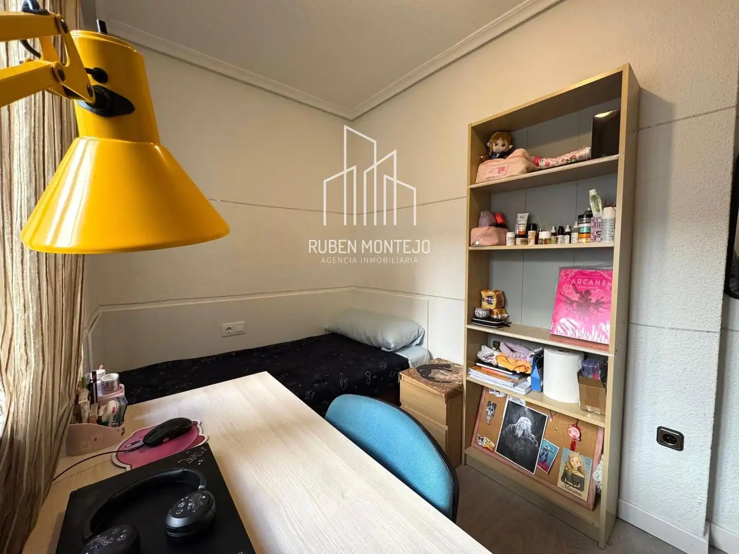 Schlafzimmer von Wohnung zur untervermieten in Salamanca mit Heizung, Terrasse und Möbliert