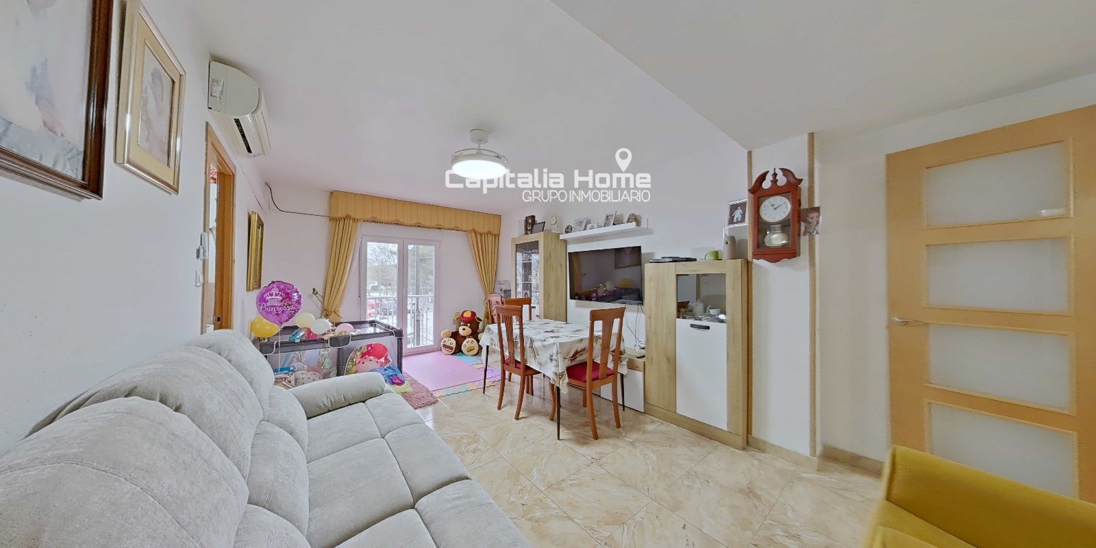 Sala de estar de Piso en venta en Alcoy / Alcoi con Aire acondicionado, Calefacción y Amueblado
