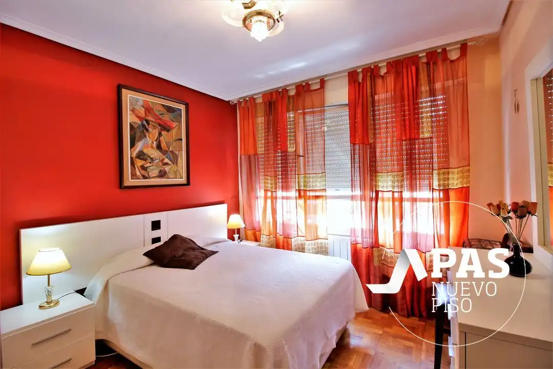 Bedroom of Flat for sale in Santander  with Heating and Terrace