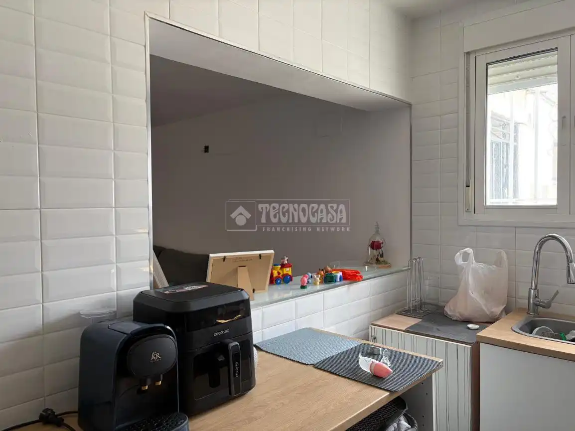 Cocina de Casa adosada en venta en Sevilla con Aire acondicionado