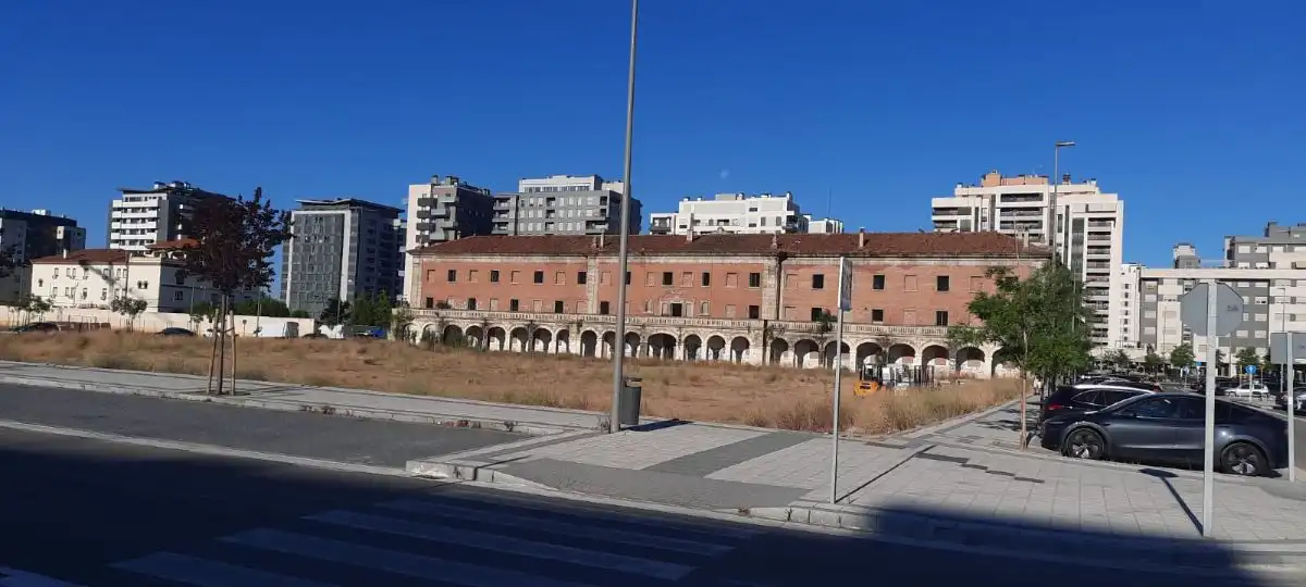 Vista exterior de Residencial en venda en Valladolid