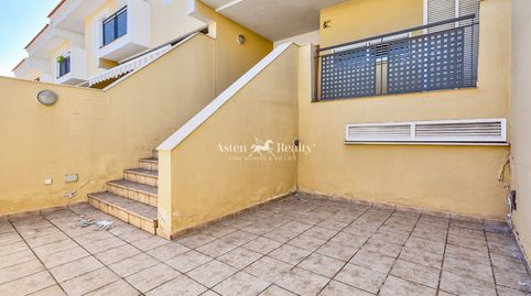 Foto 3 de Casa adosada en venta en El Peralillo, 3, Playa Fañabé Alto, Adeje