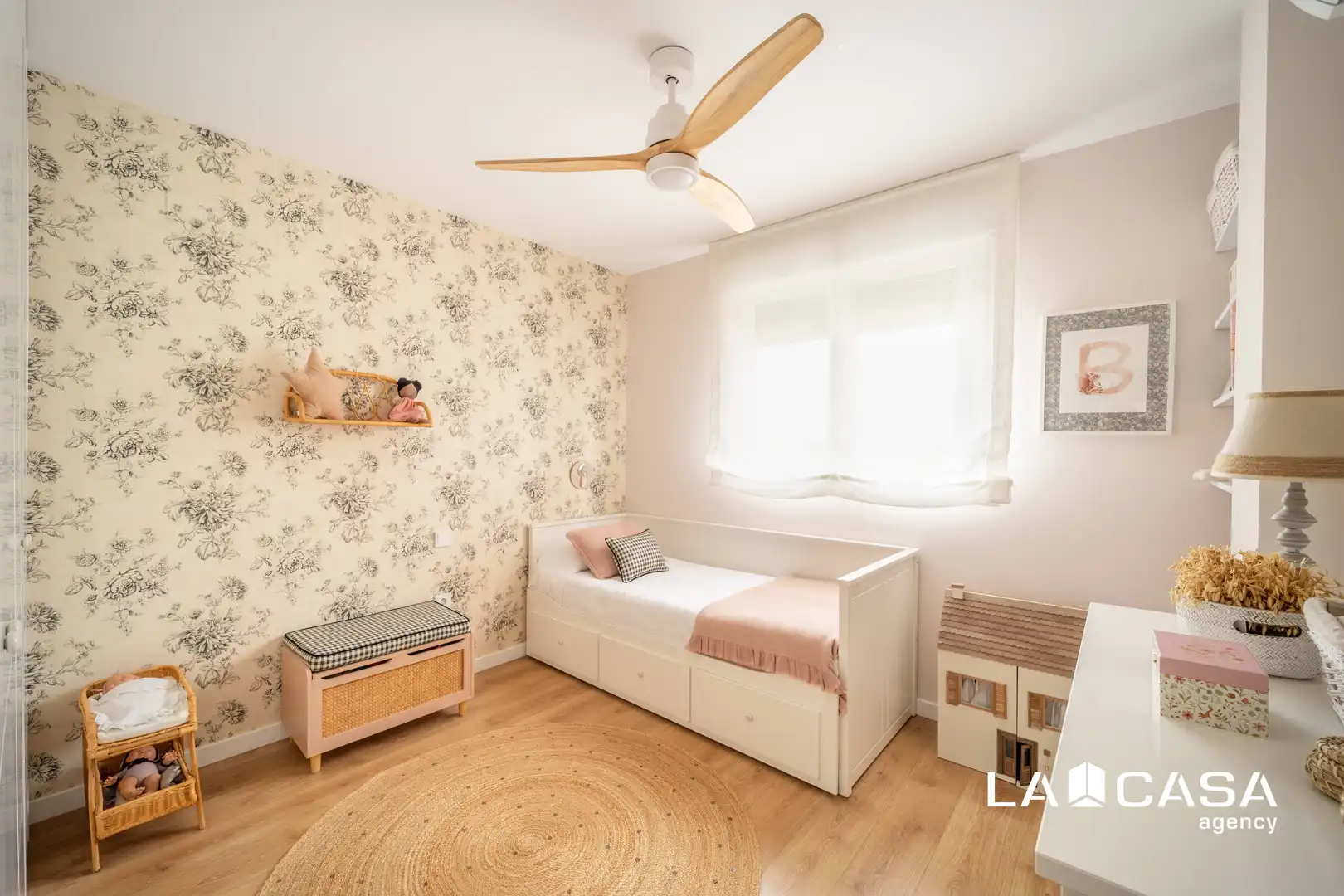 Terraced house with pool for sale in Entrenúcleos, imagen 22