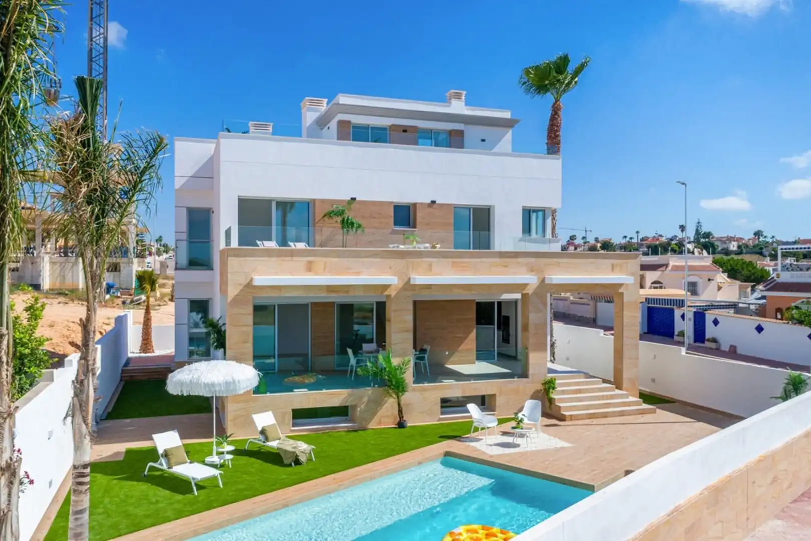 Villa mit Terrasse zum Verkauf in Doña pepa, imagen 2