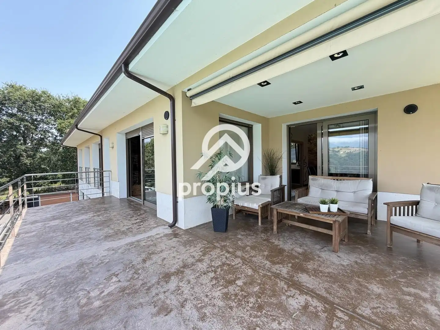 Terraza de Casa o chalet en venta en Cangas de Onís con Calefacción, Terraza y Trastero