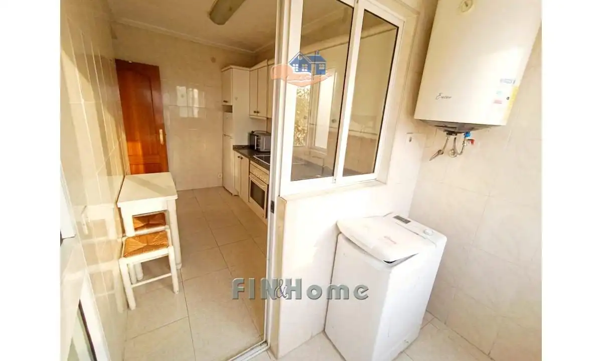 Exterior view of Flat for sale in Sevilla  with Air Conditioner, Heating and Terrace