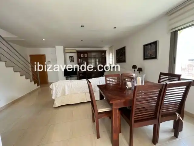 Dúplex de lloguer a Cala Llonga, Santa Eulària