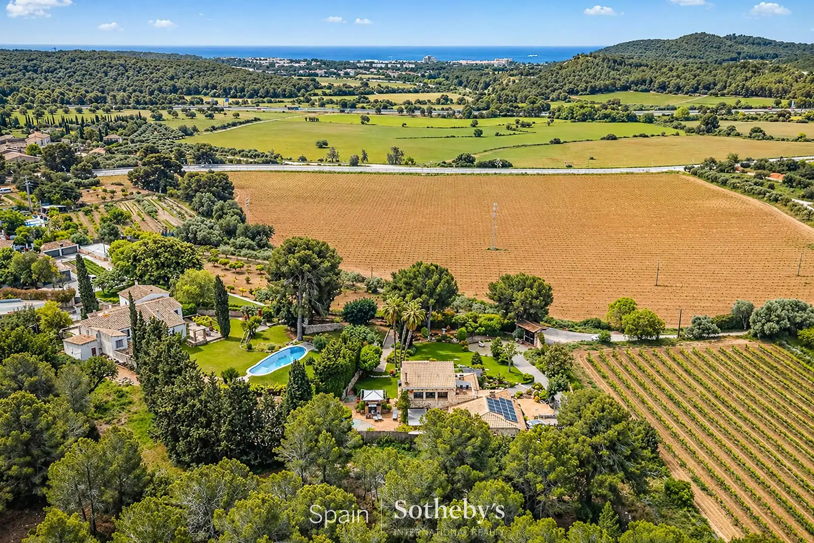 Finca rústica en venda en Sant Pere de Ribes amb Aire condicionat, Calefacció i Jardí privat