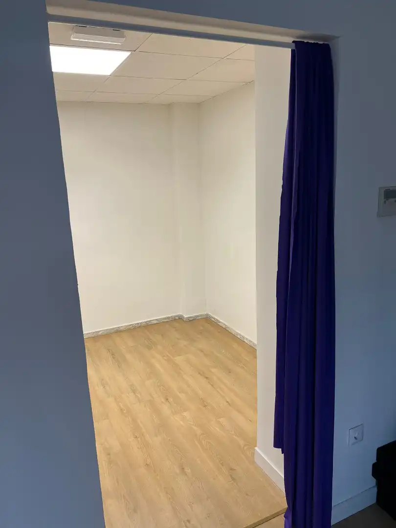 Commercial properties for sale in Alcorcón  with Air Conditioner and Alarm