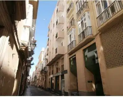 Pis en venda a Cánovas Del Castillo