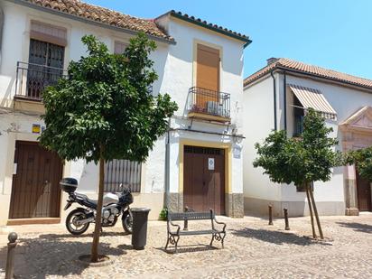 Vista exterior de Casa o xalet en venda en  Córdoba Capital amb Aire condicionat, Calefacció i Terrassa