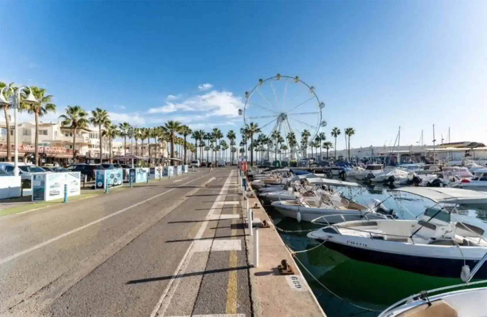 Vista exterior de Piso de alquiler en Puerto Marina