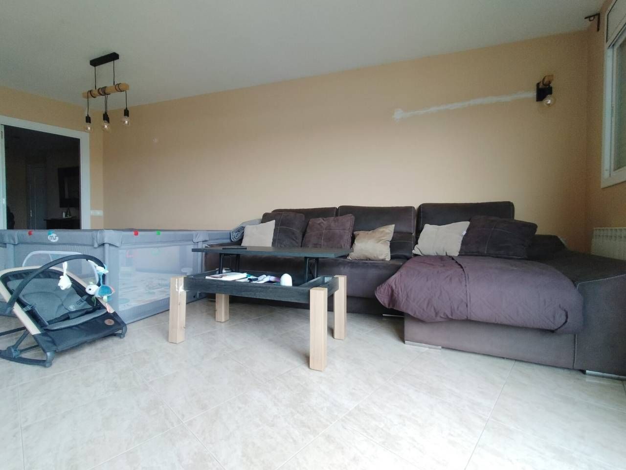 Sala de estar de Piso en venta en Terrassa con Aire acondicionado, Calefacción y Balcón