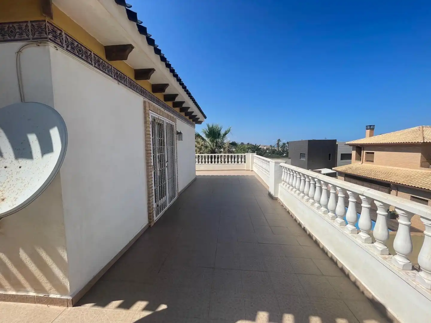 Terrassa de Casa adosada en venda en Torrevieja amb Aire condicionat, Calefacció i Jardí privat