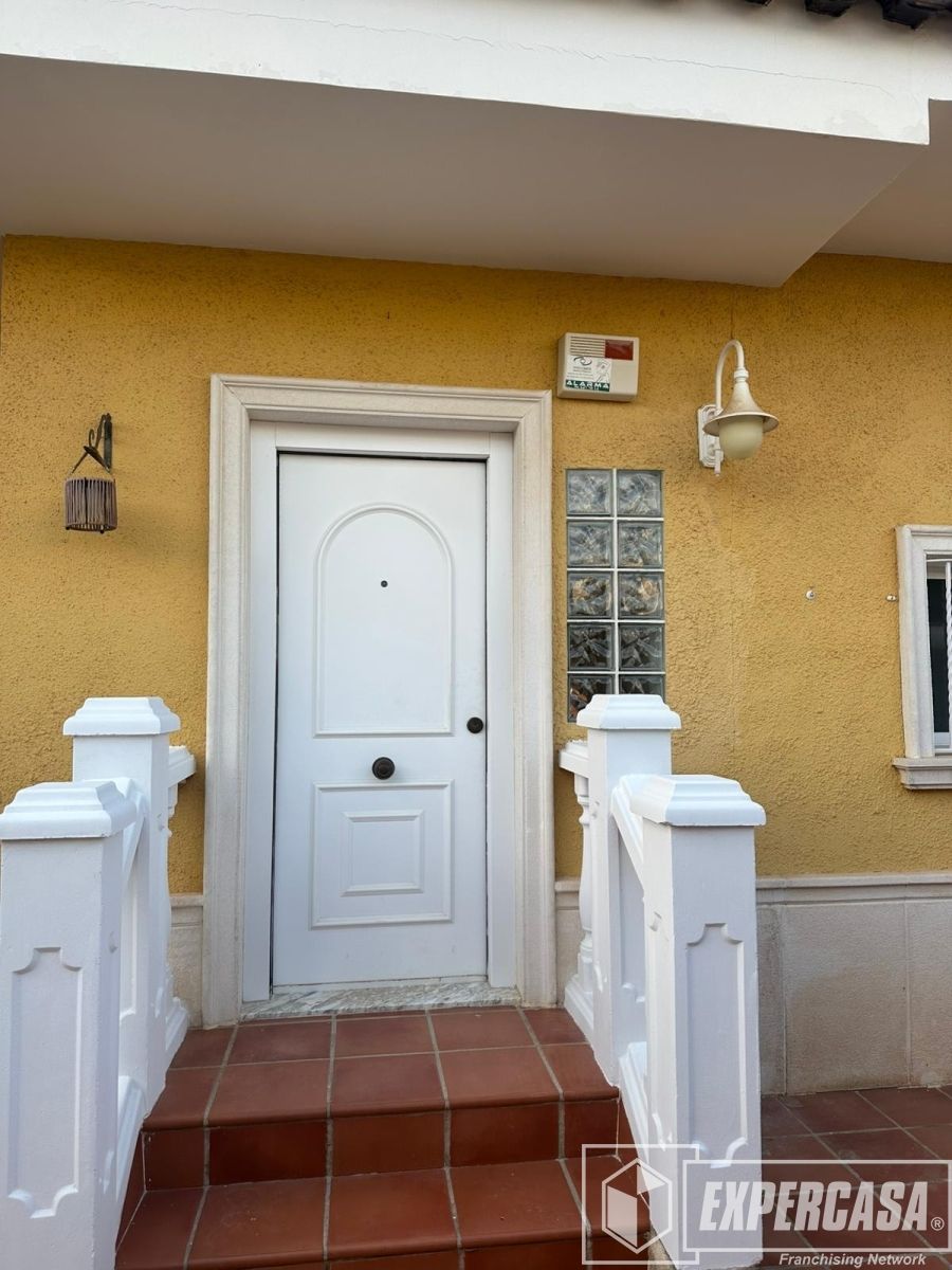 House or chalet to rent in La Pobla de Vallbona  with Air Conditioner, Heating and Terrace