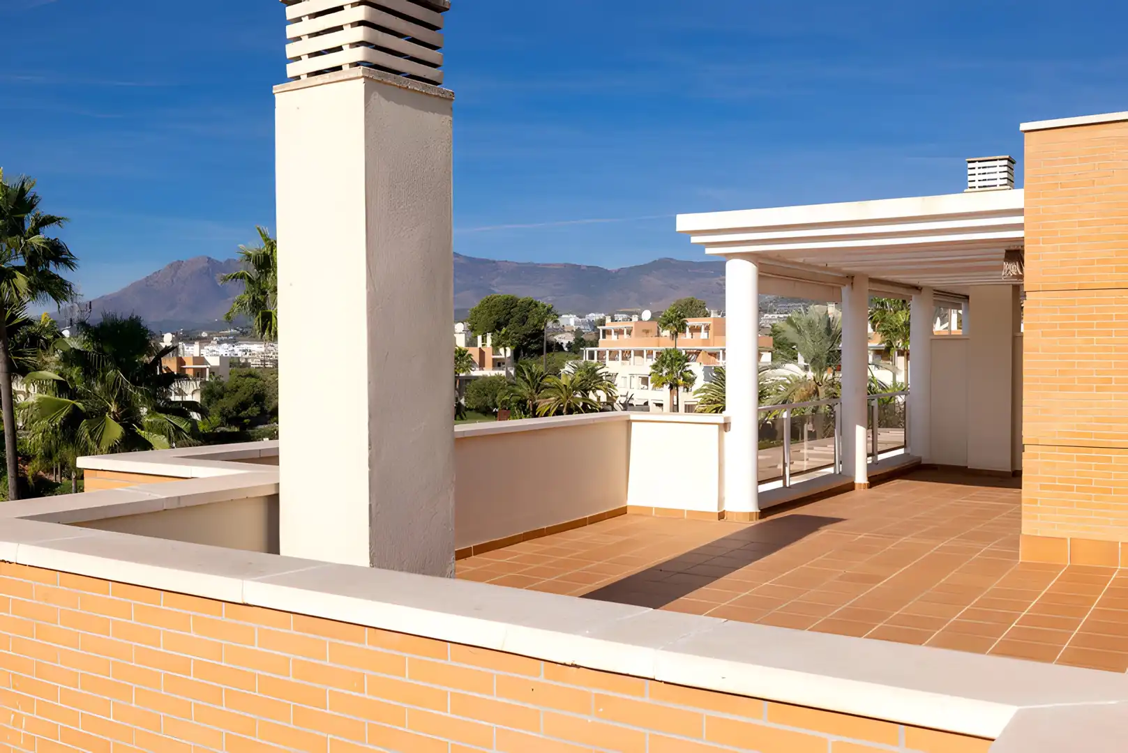 Àtic amb piscina en venda a Estepona Pueblo, imagen 18
