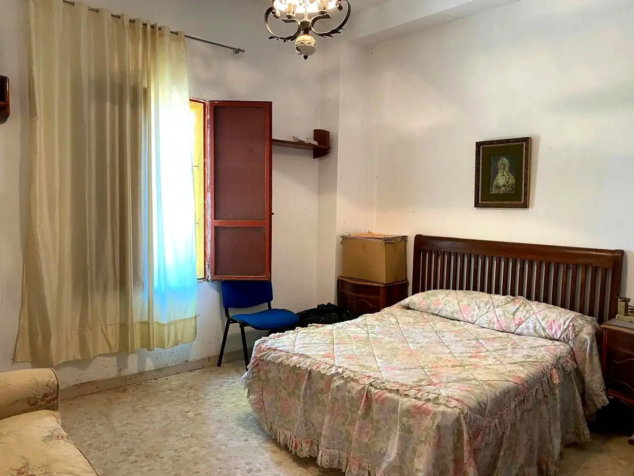 Dormitori de Casa o xalet en venda en Alcalá de Guadaira amb Jardí privat, Terrassa i Piscina