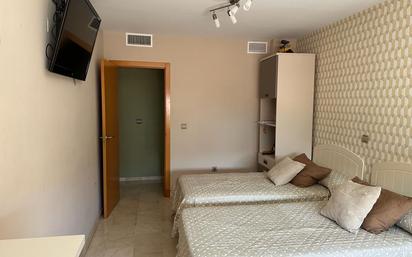 Schlafzimmer von Dachboden zum verkauf in  Ceuta Capital mit Terrasse