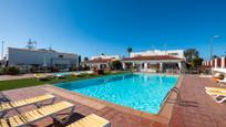 Piscina de Casa o xalet en venda en San Bartolomé de Tirajana amb Aire condicionat i Terrassa