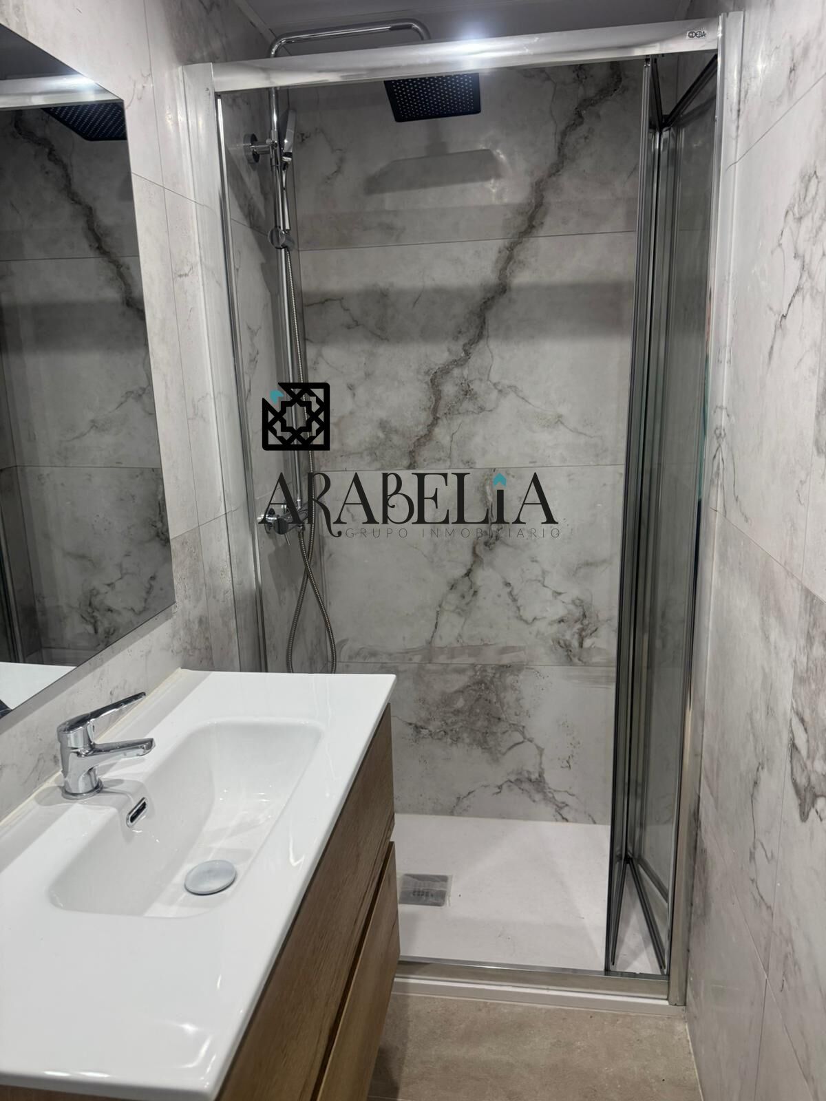 Pis en venda a Sta. Marina - San Andrés - San Pablo - San Lorenzo, Centro