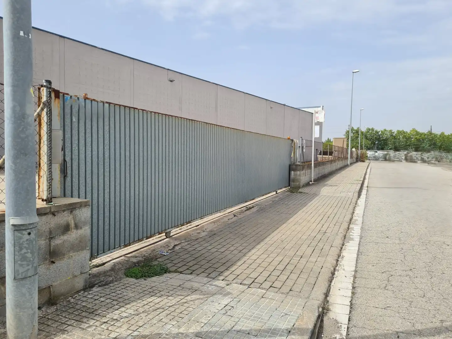 Exterior view of Industrial buildings for sale in Parets del Vallès