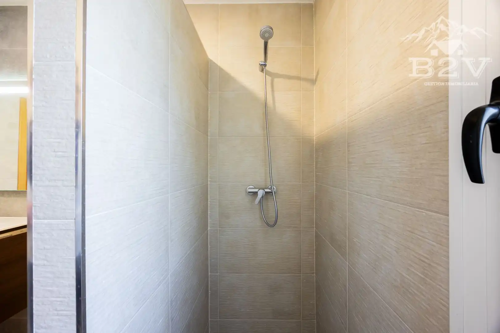 Bathroom of Houses for sale in Navalafuente  with Air Conditioner, Heating and Private garden