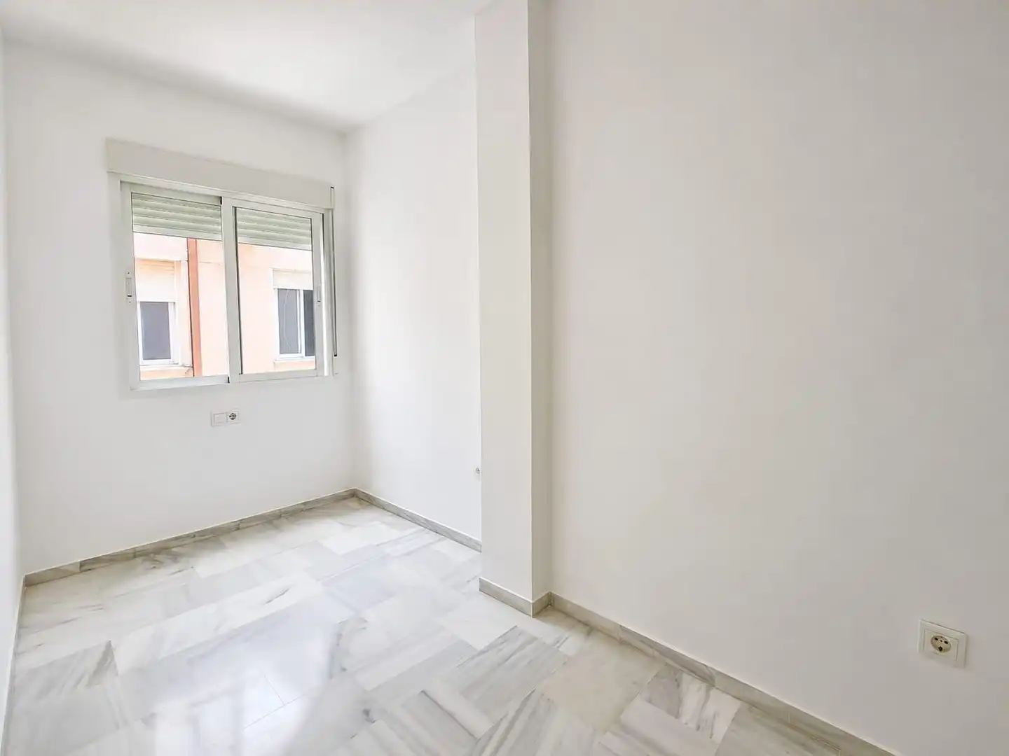 Habitación de Dúplex en venta en Cúllar Vega