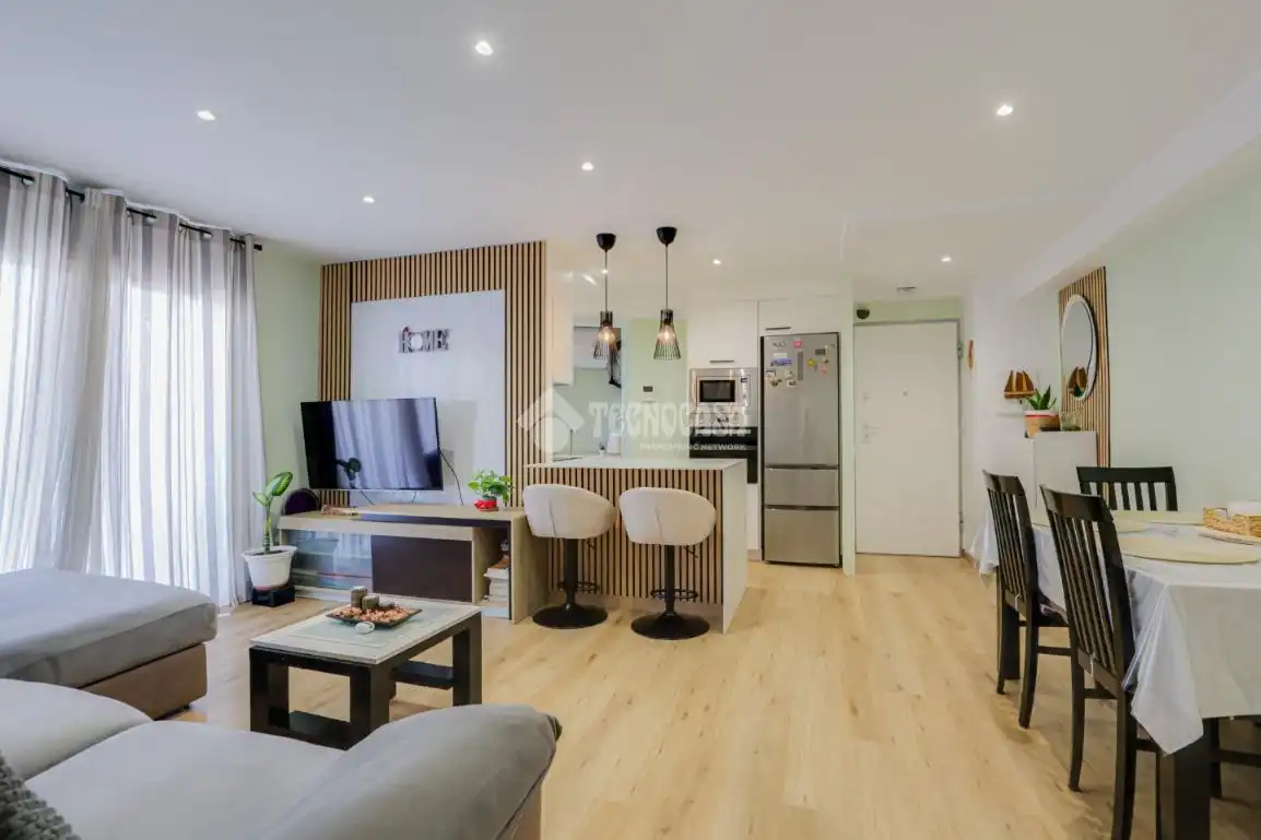 Sala de estar de Piso en venta en Rubí con Balcón