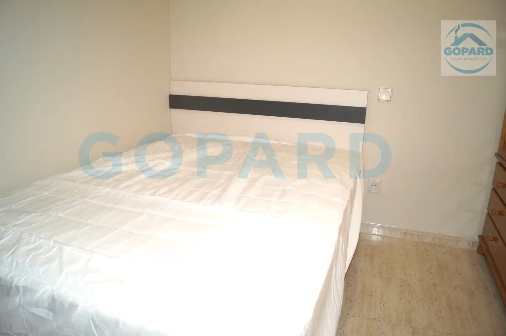 Habitación de Piso en venta en Villanueva de la Cañada con Calefacción, Trastero y Amueblado