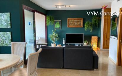 Living room of Apartment for sale in L'Alfàs del Pi  with Air Conditioner, Furnished and Community pool