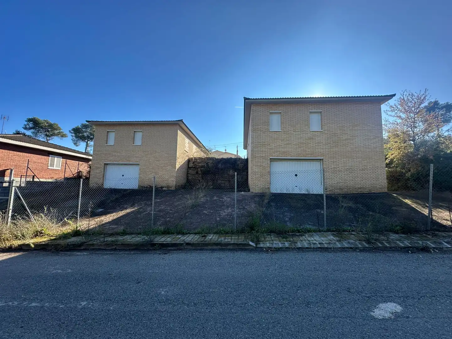Vista exterior de Casa o xalet en venda en La Torre de Claramunt amb Alarma