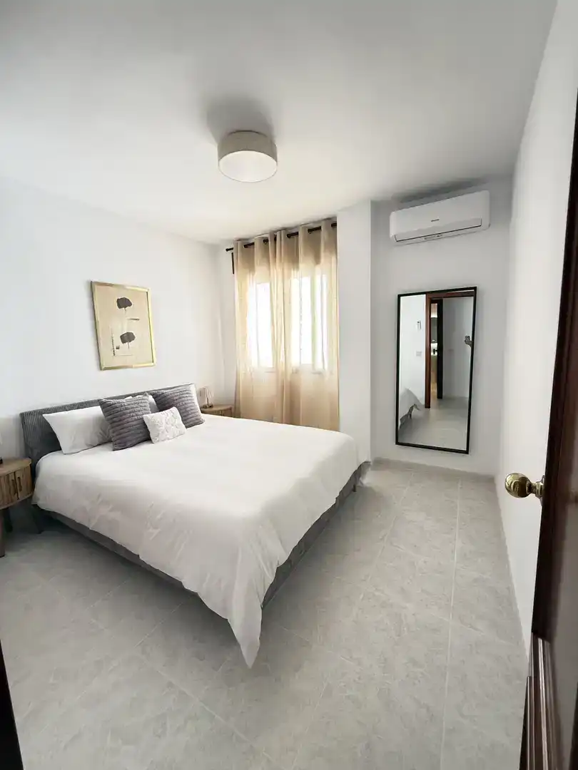 Schlafzimmer von Wohnung zur Miete in Ronda mit Klimaanlage und Balkon