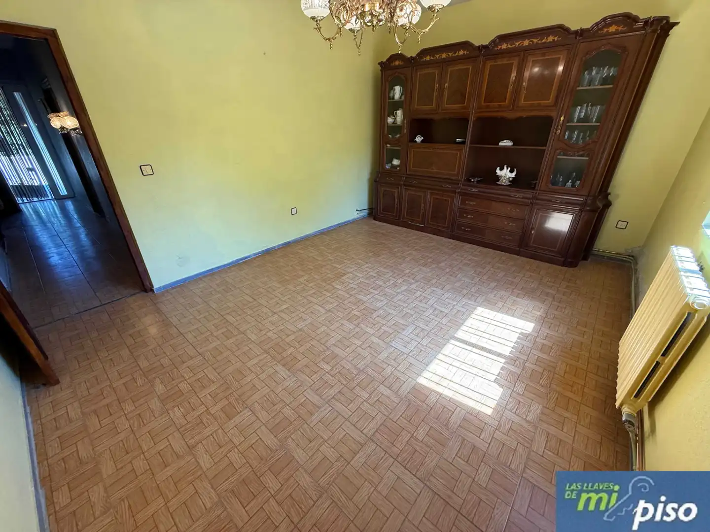 Sala d'estar de Casa o xalet en venda en Fresno el Viejo amb Calefacció, Jardí privat i Terrassa