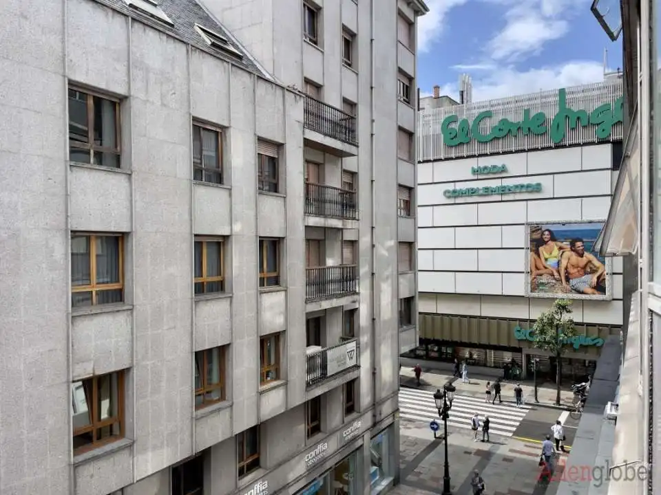 Office space with lift for sale in Centro - Casco Histórico, imagen 7