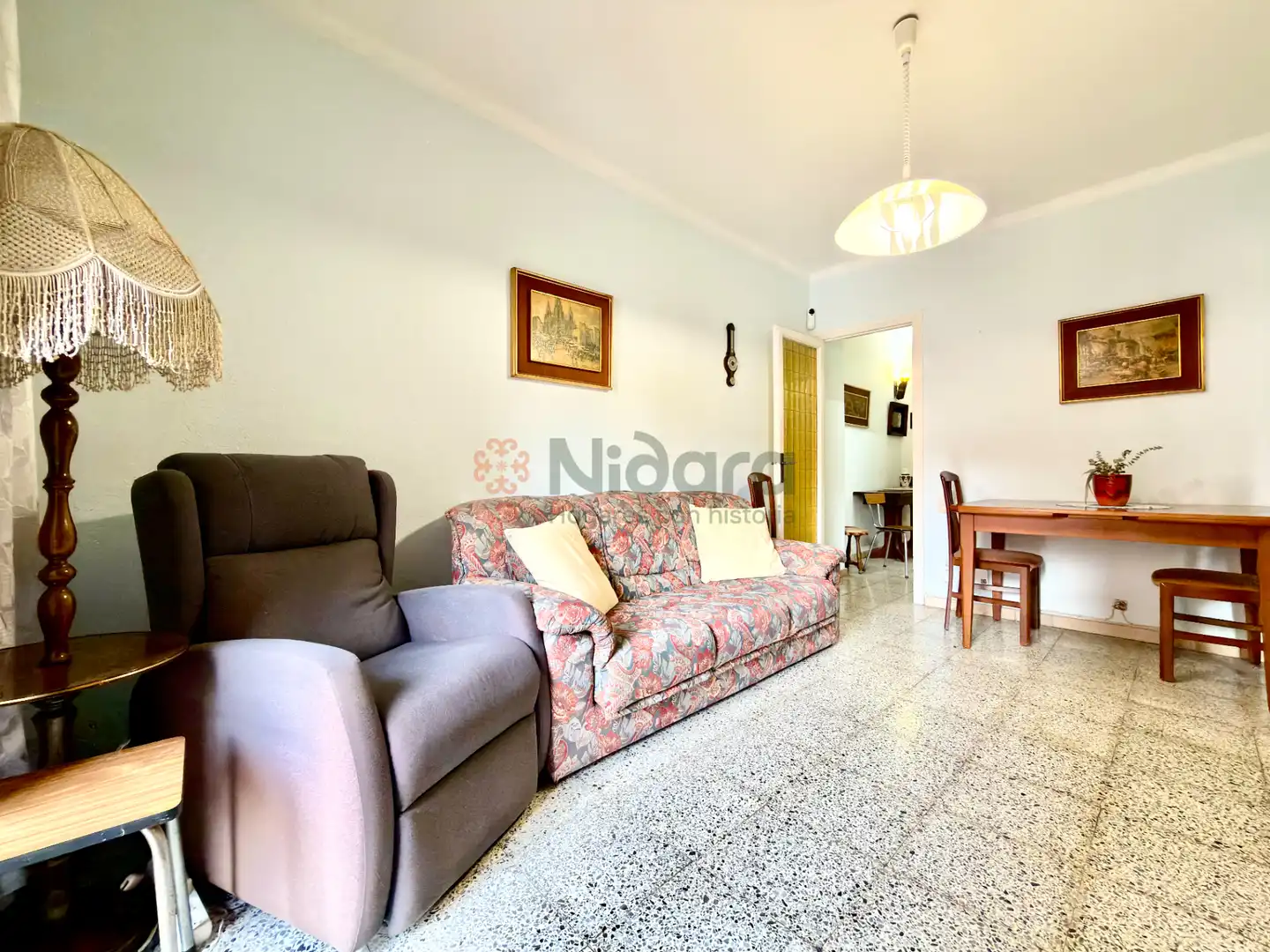 Wohnzimmer von Wohnung zum Verkauf in Barcelona mit Möbliert, Ofen und Balkon