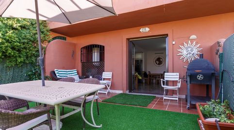 Foto 5 de Planta baja de alquiler en Blaster, 2, Buenas Noches, Estepona