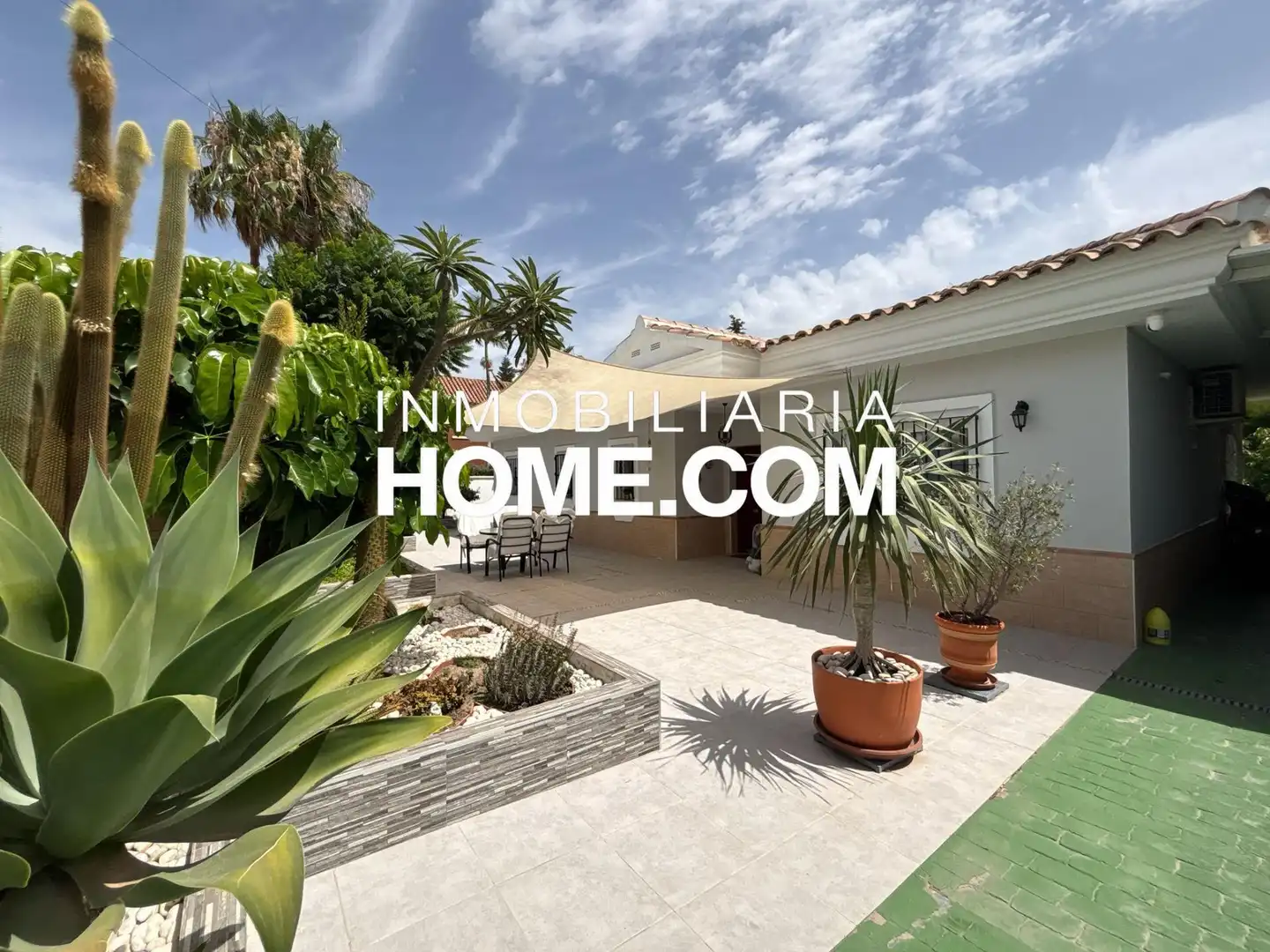 Chalet con piscina en venta en Calle AL-ANDALUS, imagen 3