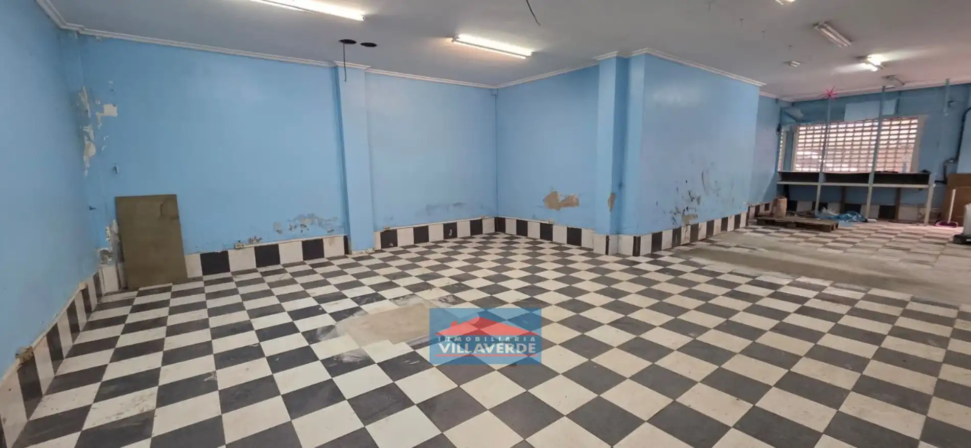 Business premises to rent in Coiro