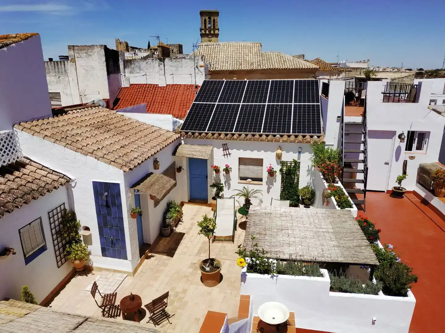 Vista exterior de Pis en venda en Arcos de la Frontera amb Aire condicionat i Balcó