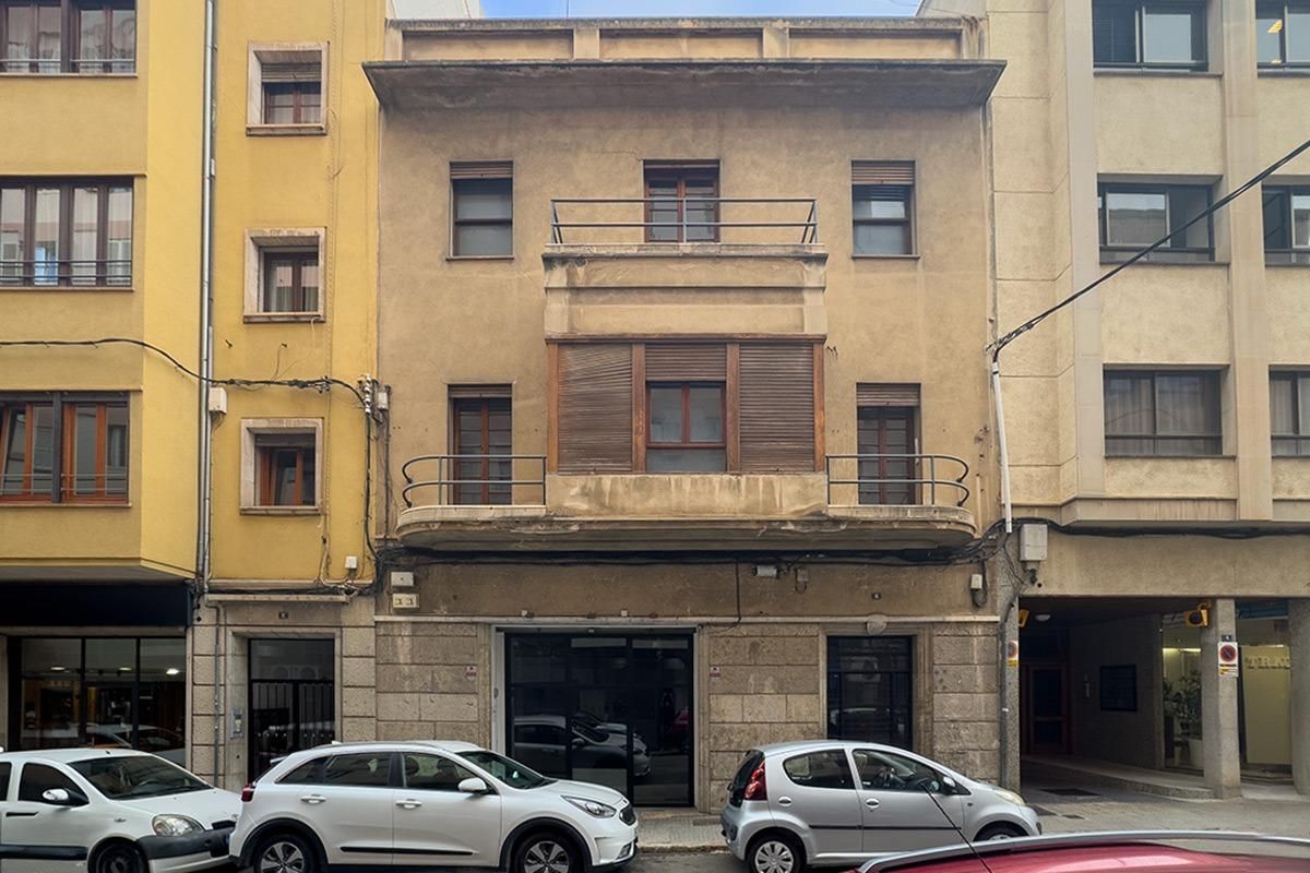 Edifici en venda a Plaça dels Patins