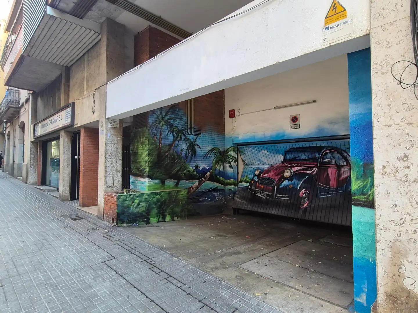 Einzelparkplatz zum Verkauf in Carrer d'Olzinelles 95, imagen 4