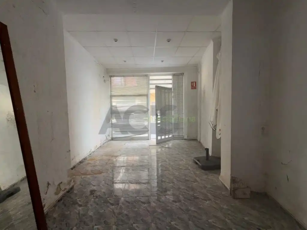 Gewerbefläche zum Verkauf in Calle Cervantes